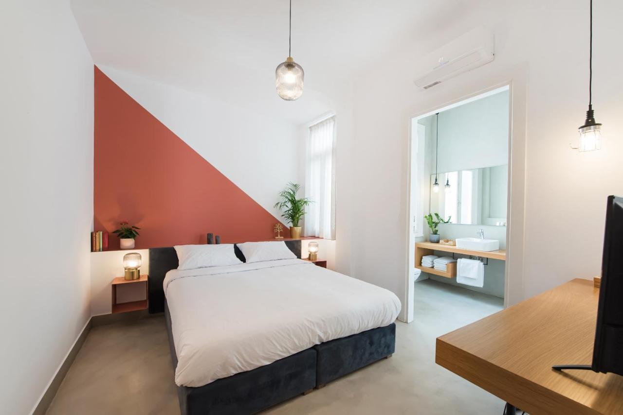 Monk Monastiraki Suites Athena Bagian luar foto