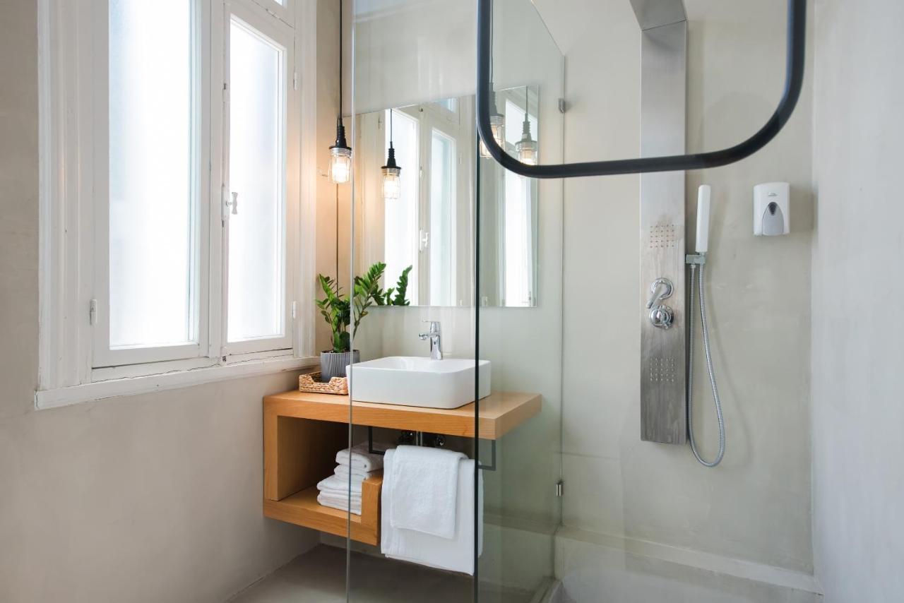 Monk Monastiraki Suites Athena Bagian luar foto