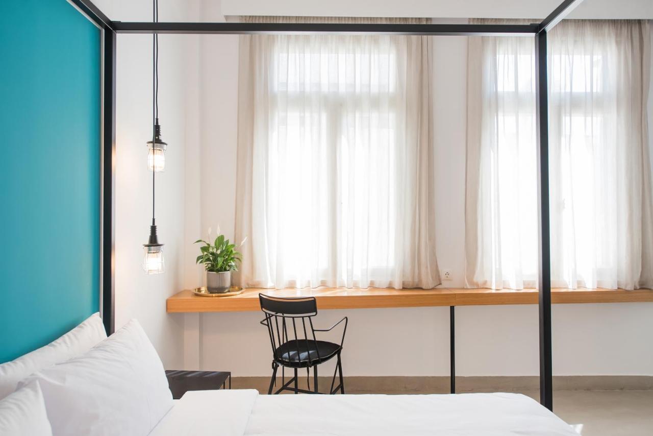 Monk Monastiraki Suites Athena Bagian luar foto