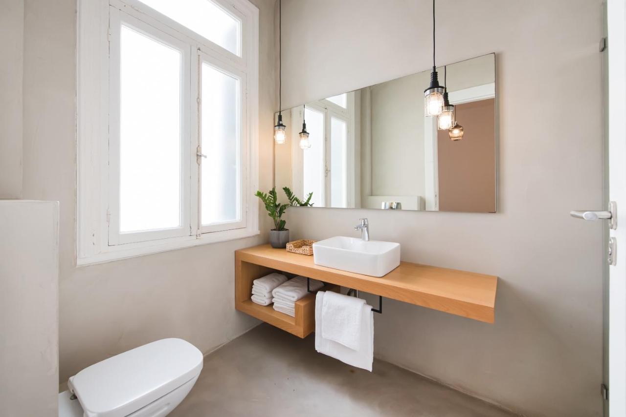 Monk Monastiraki Suites Athena Bagian luar foto