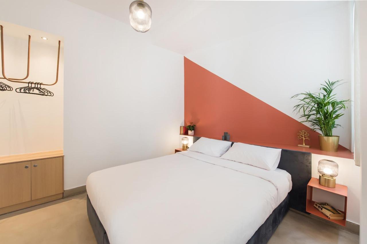 Monk Monastiraki Suites Athena Bagian luar foto