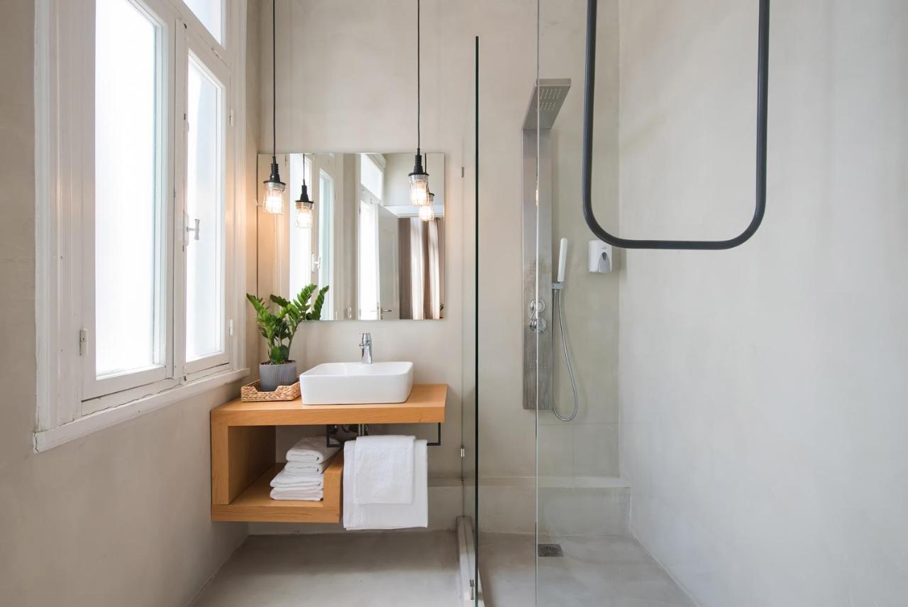 Monk Monastiraki Suites Athena Bagian luar foto