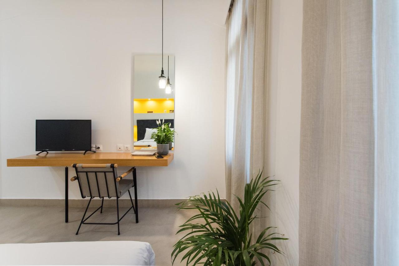 Monk Monastiraki Suites Athena Bagian luar foto