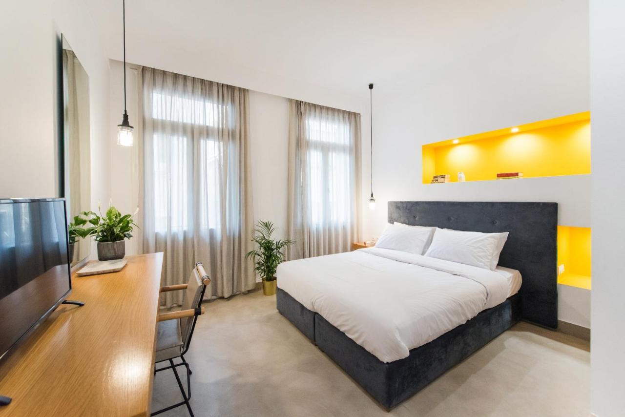 Monk Monastiraki Suites Athena Bagian luar foto